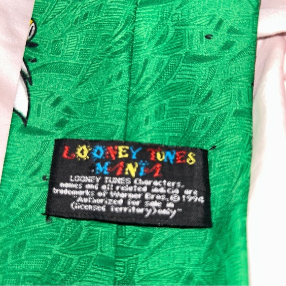 Lot of 3 Looney Tunes Mania Neck Ties - Picture 6 of 13
